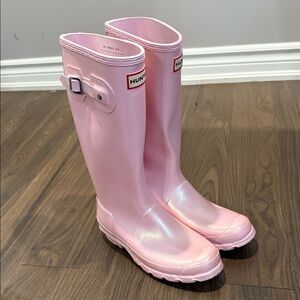 Hunter Pink Tall Gloss Rain Boots